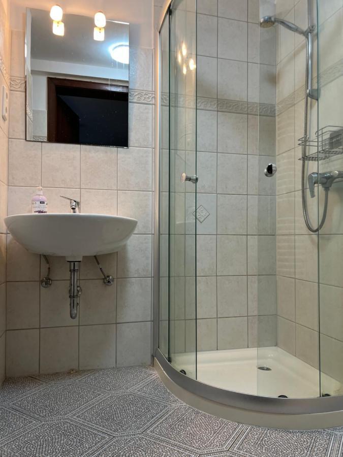 Hummelglueck - Ferienwohnung Mit Terrasse In 30 Min In Hh City Bendestorf Buitenkant foto